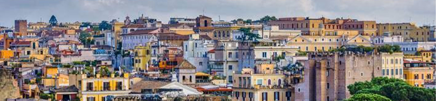 Foto di Monti un quartiere di Roma centro in una bella giornata di sole.